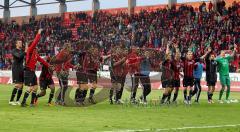 2.Liga - FC Ingolstadt 04 - VfL Bochum 3:0 - Sieg Jubel bei den Fans