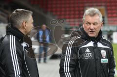 2.Liga - FC Ingolstadt 04 - MSV Duisburg 1:1 - Harald Gärtner mit Trainer Benno Möhlmann