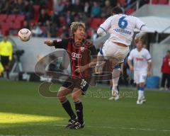 2.Liga - FC Ingolstadt 04 - SC Paderborn - 1:2 - Fabian Gerber scheitert an Florian Mohr