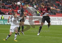 2.Liga - FC Ingolstadt 04 - FSV Frankfurt 0:1 - Kopfball von rechts Sebastian Hofmann, Moritz Hartmann steigt mit hoch ohne Erfolg, 16 Marc Heitmeier