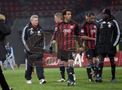 2.Liga - FC Ingolstadt 04 - Greuther Fürth 0:2 - Niederlage Enttäuschung Trainer Benno Möhlmann Moise Bambara