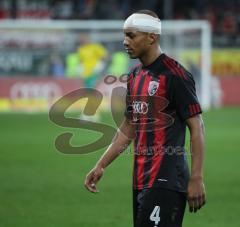 2.Liga - FC Ingolstadt 04 - Energie Cottbus 1:2 - David Pisot mit Kopfverband