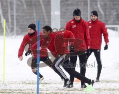 FC Ingolstadt 04 - 1.Training (Lauftraining) mit Neuzugang Caiuby Francisco da Silva. Spurten gegen Benjamin Kauffmann