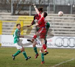 Bayernliga - FC Ingolstadt 04 II - Schalding - Mitte Marcel Hagmann Kapitän wird fast von der Faust des Torwarts getroffen