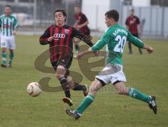 Bayernliga - FC Ingolstadt 04 II - Schalding - links Stefan Müller hat sich den Ball zu weit vorgelegt