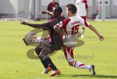 Bayernliga - FC Ingolstadt 04 II - TSV Aindling - Serge Yohouha mit Franz Hübl