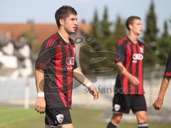 Bayernliga - FC Ingolstadt 04 II - Hof - Romain Dedola ghet in die Pause