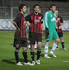 Bayernliga - FC Ingolstadt 04 II - TSV Rain/Lech - Stefan Müller und Marcel Hagmann klatschen ab