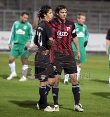 Bayernliga - FC Ingolstadt 04 II - TSV Rain/Lech - Stefan Müller und Marcel Hagmann klatschen ab