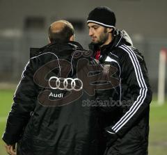 Bayernliga - FC Ingolstadt 04 II - TSV Rain/Lech - Trainer Joe Albersinger mit Markus Karl im Gespräch