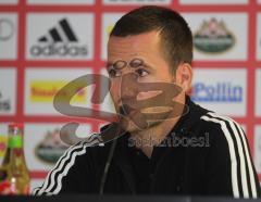 DFB Pokal - FC Ingolstadt 04 - Karlsruher SC - 2:0 - Trainer Michael Wiesinger Pressekonferenz