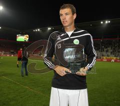 Audi Sportpark Eröffnung - Sieger mit dem Pokal