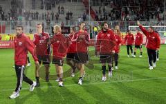 Audi Sportpark Eröffnung - Die Spieler bedanken sich bei den Fans - Stadionrunde