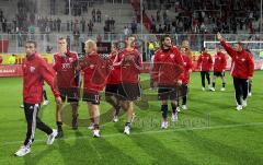 Audi Sportpark Eröffnung - Die Spieler bedanken sich bei den Fans - Stadionrunde