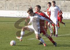 B-Jun - FC Ingolstadt 04 - FC Bayern 3:2 - 9 Dominik Reisner auf dem Weg zum Tor (2-facher Torschütze)