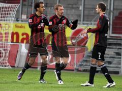 Testspiel - FC Ingolstadt - TSV Aindling 1:1 - Tor Jubel Moritz Hartmann mit 1:0 - Moise Bambara und Sebastian Hoffmann gratulieren