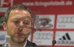 FC Ingolstadt 04 - Neuer Trainer - Peter Jackwerth stellt Trainer Tomas Oral und Sportdirektor Thomas Linke im Audi Sportpark vor