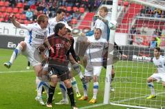 2.BL - FC Ingolstadt 04 - Karlsruher SC 2:1 - Eckball, Marino Biliskov köpft knapp vorbei