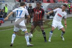 2.BL - FC Ingolstadt 04 - SC Paderborn - Caiuby im Kampf mit Alban Meha