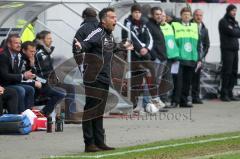 2.BL - FC Ingolstadt 04 - Karlsruher SC 2:1 - Trainer Tomas Oral am Spielfeldrand schreit
