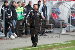 2.BL - FC Ingolstadt 04 - Karlsruher SC 2:1 - Trainer Tomas Oral am Spielfeldrand schreit