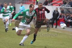 2.BL - FC Ingolstadt 04 - Greuther Fürth 0:0 - Ahmed Akaichi im Zweikampf mit Thomas Kleine