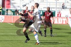 2.BL - FC Ingolstadt 04 - SC Paderborn - Adam Nemec im Zweikampf mit Christian Strohdiek, hinten Caiuby