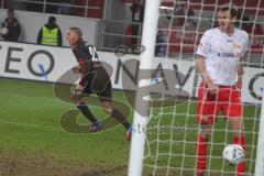 2.BL - FC Ingolstadt 04 - Union Berlin - 3:3 - Tor durch Andreas Buchner Ahmed Akaichi jubelt