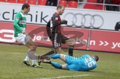 2.BL - FC Ingolstadt 04 - Greuther Fürth 0:0 - Adam Nemec scheitert an Max Grün