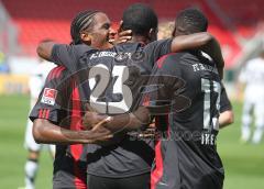 2.Liga - FC Ingolstadt 04 - FSV Frankfurt 1:1 - Kopfballtor durch Edson Buddle, Jubel Caiuby und Ikeng