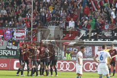 2.BL - FC Ingolstadt 04 - SC Paderborn - Ahmed Akaichi trifft zum 4:0 Tor Jubel, Fans Fahnen