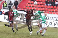 2.BL - FC Ingolstadt 04 - Greuther Fürth 0:0 - Kopfball Jose Alex Ikeng