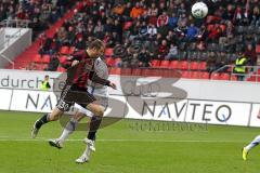 2.BL - FC Ingolstadt 04 - Karlsruher SC 2:1 - Florian Heller köpft übers Tor