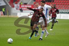 2.BL - FC Ingolstadt 04 - Karlsruher SC 2:1 - Achmed Akaichi wird gestoppt