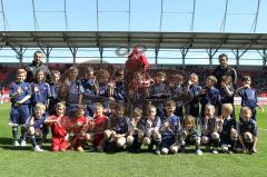 2.BL - FC Ingolstadt 04 - MSV Duisburg - 1:1 - Einlauf Kinder Schanzi