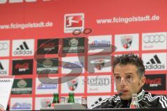 2.BL - FC Ingolstadt 04 - SC Paderborn - Trainer Tomas Oral zufrieden in der Pressekonferenz