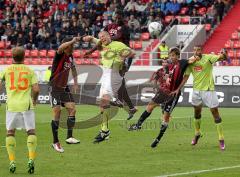 2.Liga - FC Ingolstadt 04 - Erzgebirge Aue - 0:0 - Kopfball Chance für Edson Buddle, links Stefan Leitl