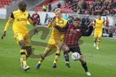 2.BL - FC Ingolstadt 04 - Alemannia Aachen 3:3 - rechts Florian Heller im Zweikampf