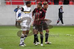 2.BL - FC Ingolstadt 04 - Alemannia Aachen 3:3 - Ausgleich 3:3 durch Manuel Schäffler der den Ball holen will und Torwart Boy Waterman gibt ihn nicht raus, Florian Heller