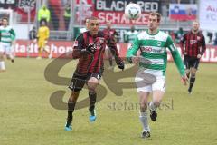 2.BL - FC Ingolstadt 04 - Greuther Fürth 0:0 - Ahmed Akaichi im Zweikampf mit Thomas Kleine