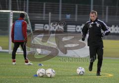 2.BL - FC Ingolstadt 04 - Trainingsauftakt nach der Winterpause - Fabian Galm aus der 2. trainiert mit