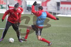 2.BL - FC Ingolstadt 04- Training - Marc Hornschuh und rechts Ralph Gunesch