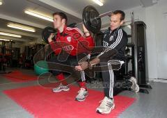 Nachwuchstorwart Thomas Bauer im Einzeltraining mit Fitness-Coach Jörg Mikoleit