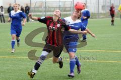 Landesliga Süd Juniorinnen FC Ingolstadt gegen SV Schechen Yvonne Hierl im Zweikampf Foto: Jürgen Meyer