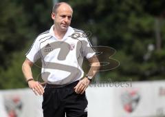 FC Ingolstadt 04 II - SV Waldhof Mannheim - Trainer Joe Albersinger unzufrieden