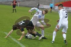 Regionalliga Süd - FC Ingolstadt 04 II - FC Memmingen - Tobias Fink wird unsanft gestoppt