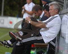 Testspiel - FC Ismanning - FC Ingolstadt 04 - 2:3 - unzufrieden Trainer Benno Möhlmann