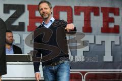 2. BL - FC Ingolstadt 04 - Saisonabschluß 2013 am Sportpark - Sportdirektor Thomas Linke