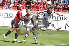 2.BL - FC Ingolstadt 04 - FSV Frankfurt - Marvin Matip verpasst den Ball