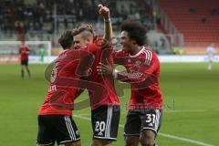 2. BL - FC Ingolstadt 04 - VfR Aalen - 2:0 - Pascal Groß triftt das Tor zum 1:0, Stefan Leitl und Caiuby jubeln